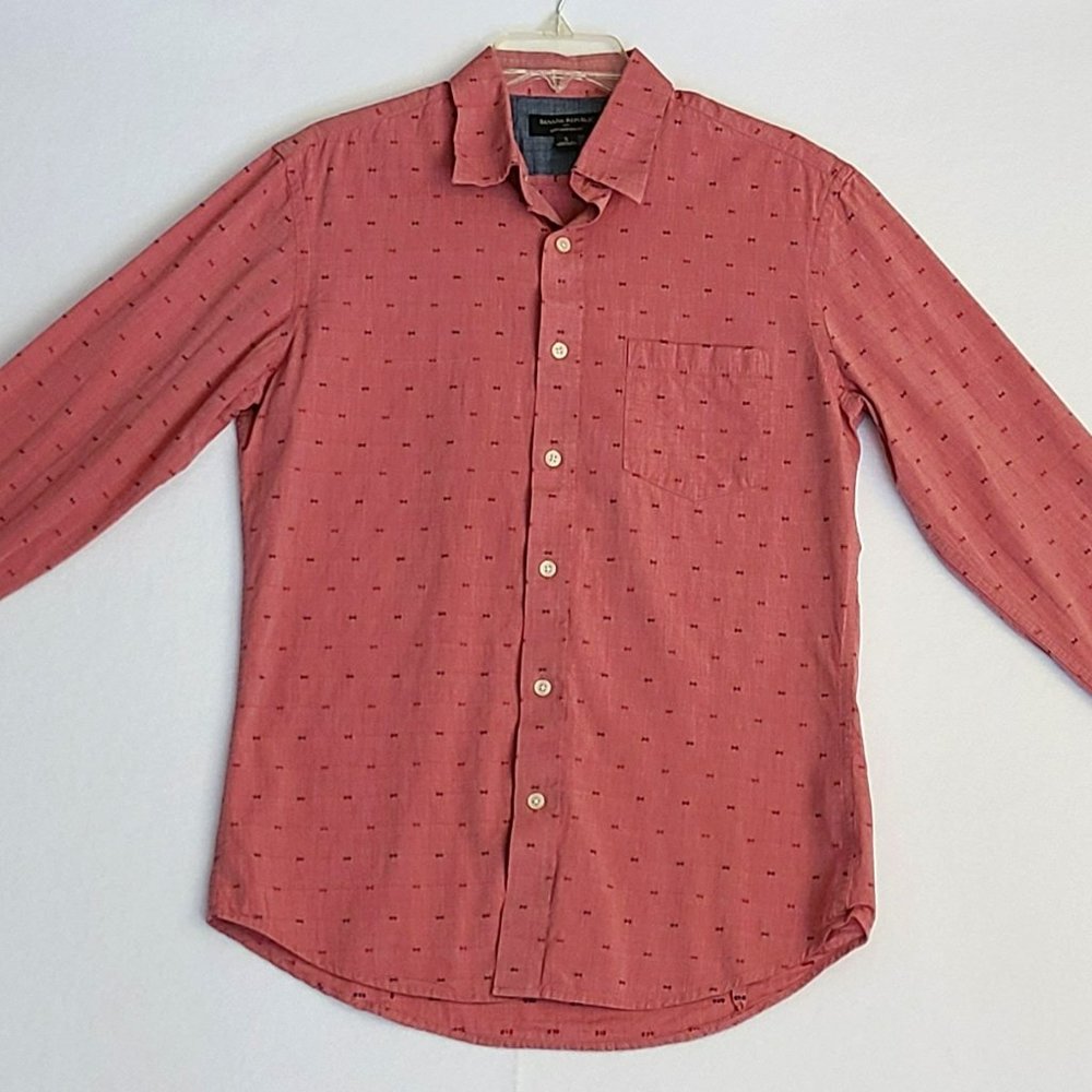 Banana Republic Soft Wash Slim Fit Shirt Mens Size Small Red Bow Print Classic